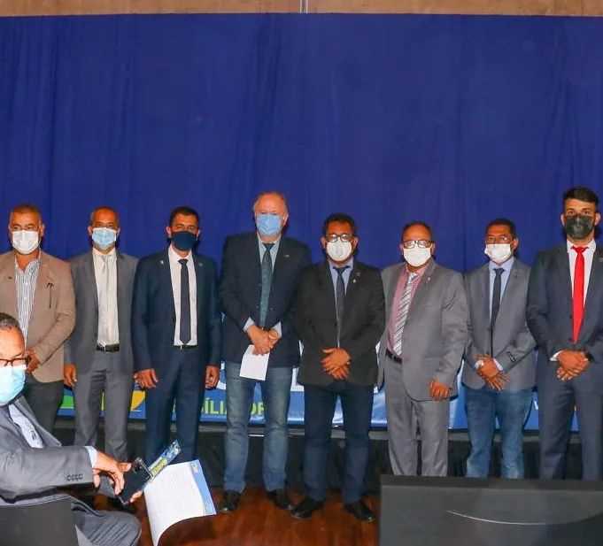 Camacã: Prefeito Paulo do Gás vai a Brasília participar do Movimento Municipalista